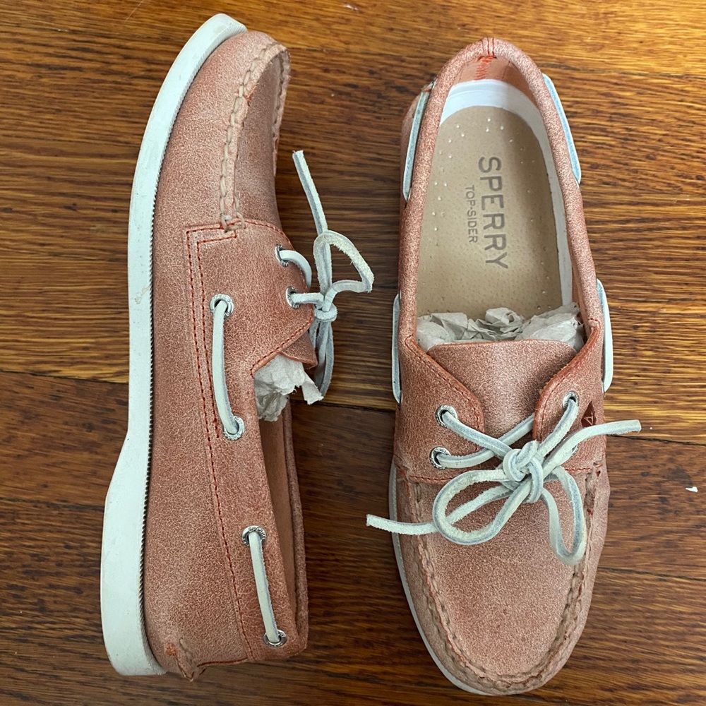 Women’s Coral Sperry Top-Siders